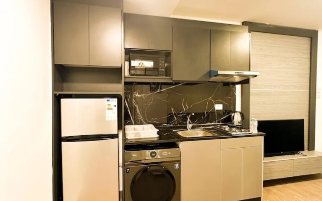Central Apartment For Rent 26