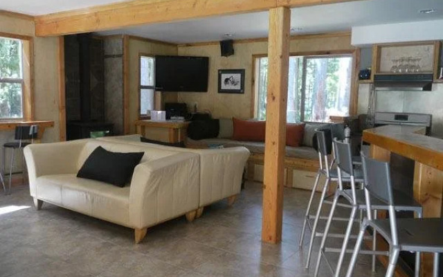 The Savary Island Resort