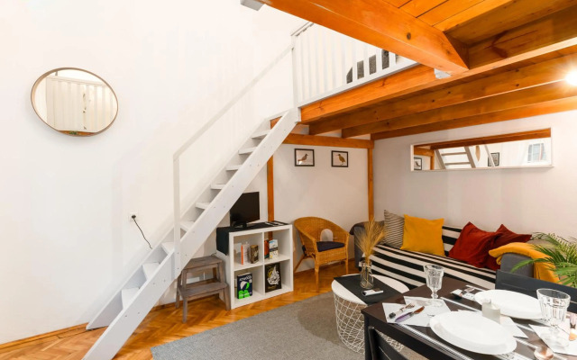 Lovely little loft studio in the heart of Budapest