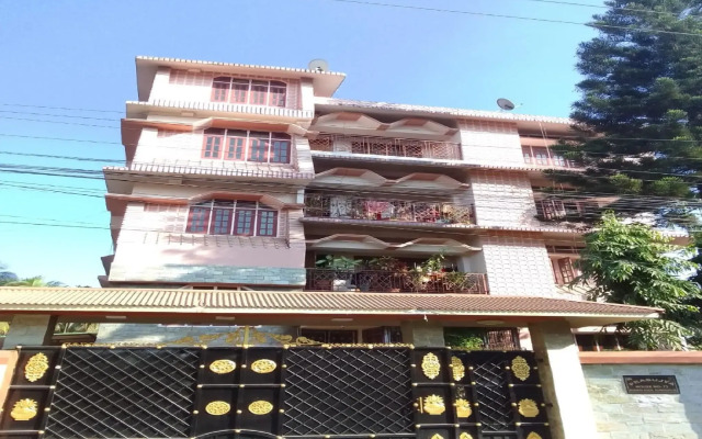 OYO Home 84782 Lucky 13 Homestay