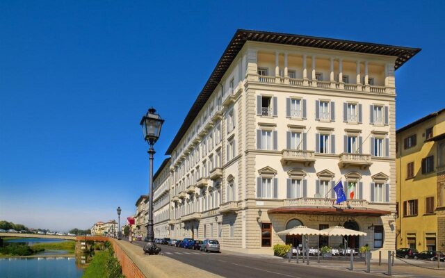 Отель The St. Regis Florence Италия, Флоренция - отзывы, цены и фото номеров - забронировать отель The St. Regis Florence онлайн вид на фасад