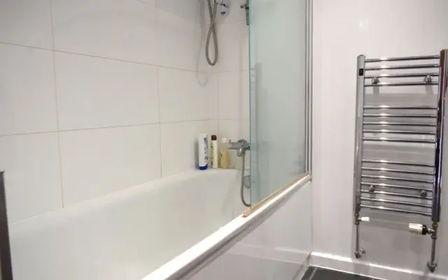 2 Bedroom Apartment in Old Street