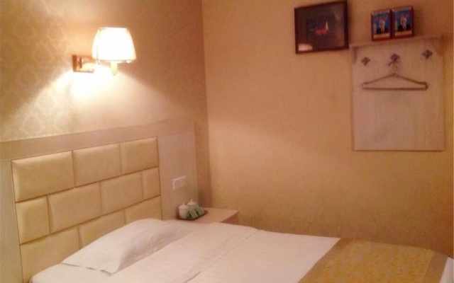 Luzhou Naxi Inn