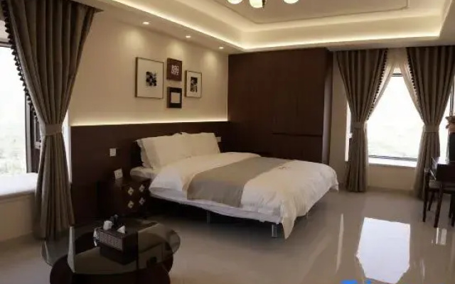 Ruili Yijing Homestay (Nongmo Lake Park)