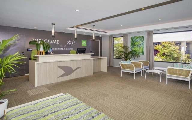 ibis Styles The Entrance