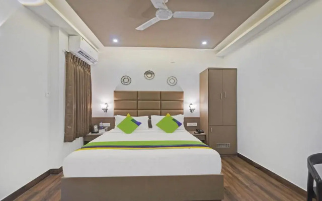 Treebo Premium Raffis Andalusia Bay Way