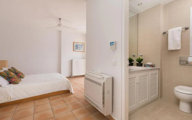 Villa Piedra Del Mar Beachfront by Villa2be