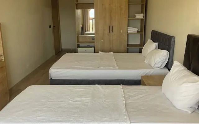 Nemrut Çeşme Otel
