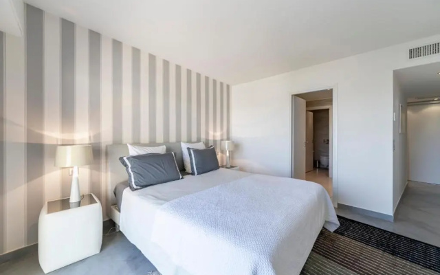 Brand new two bedrooms on the Croisette