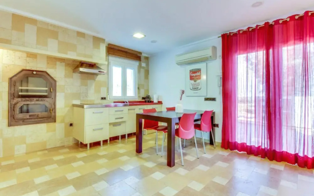 Villa Rhino