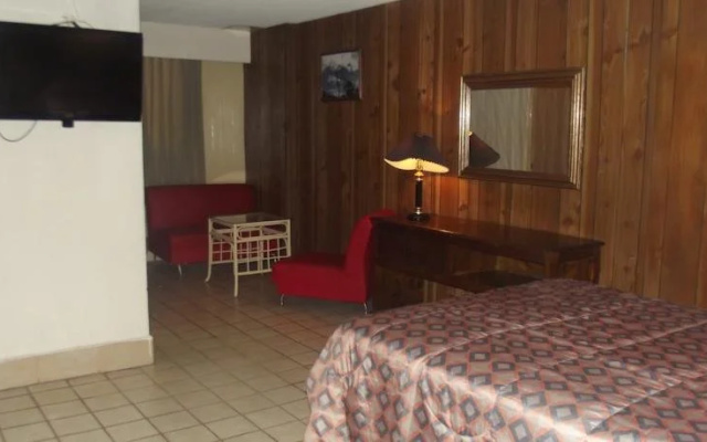 Hotel Del Paseo