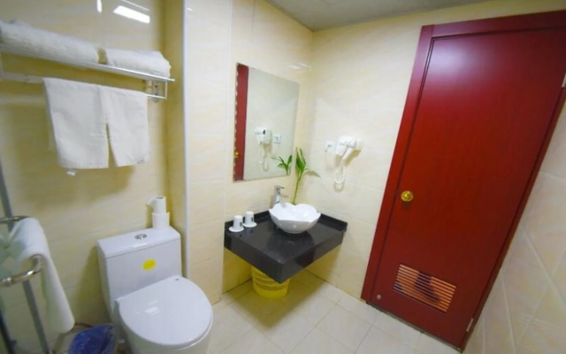 Yishi Hotel (Shanghai Pudong Airport Branch)