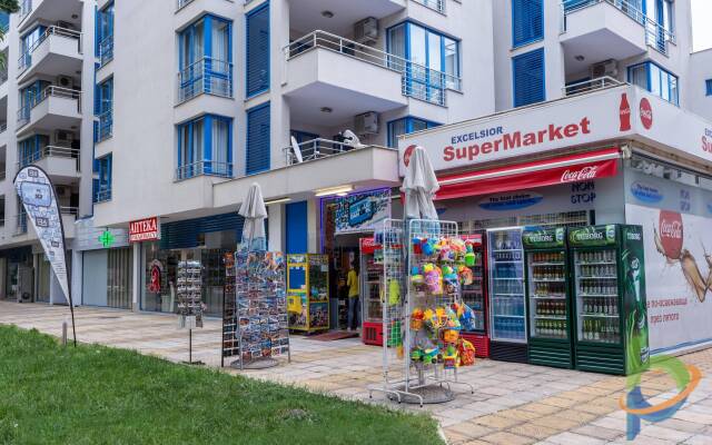 Отель Sunny Bay Aparthotel Солнечный берег вид на фасад