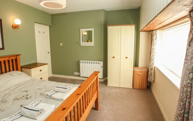 2 Beachtop Court Apartments