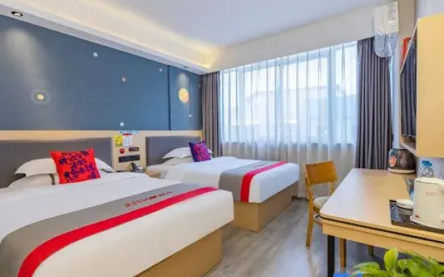 Junyi Hotel Chain
