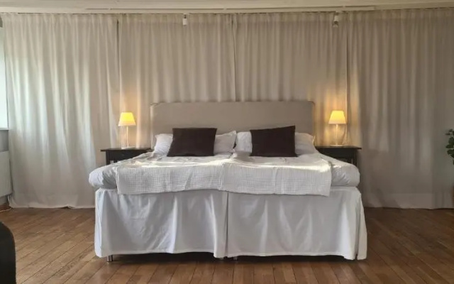Sea Lodge