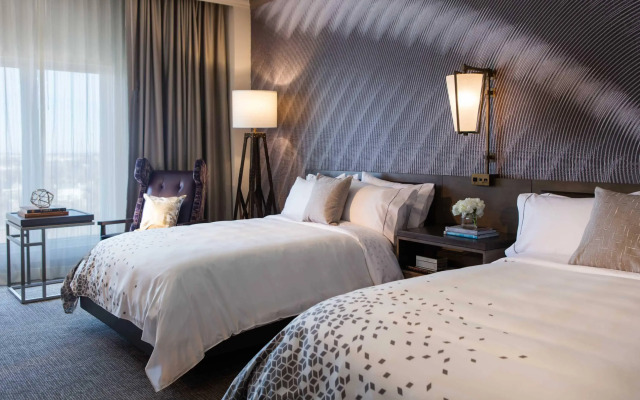 Renaissance Waterford Oklahoma City Hotel