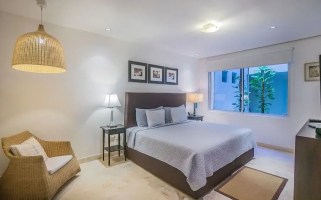 Elements Garden House 21 2 Bedroom Condo by RedAwning