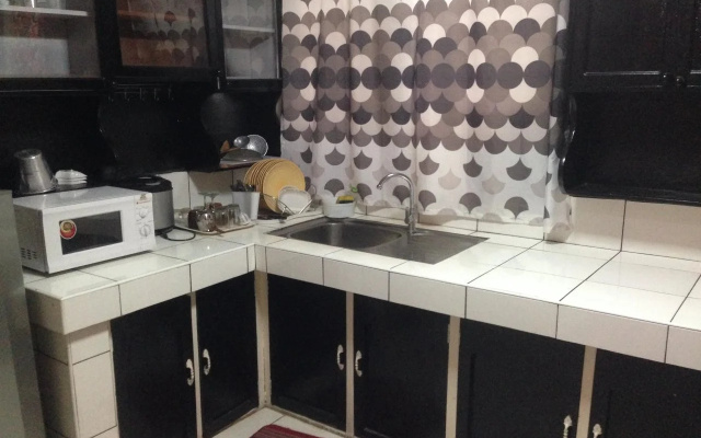 Khalinirah Guest House