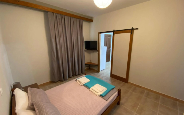 Kalamata home, Marina C