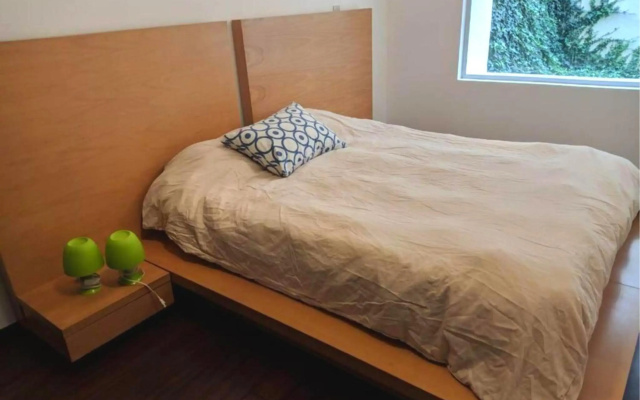 ***Luxury Suite Edificio Avadell- Bellavista-Quito