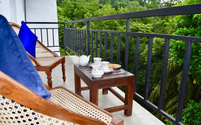 La Colina Kandy