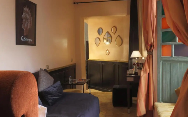 Riad Dar Al Assad