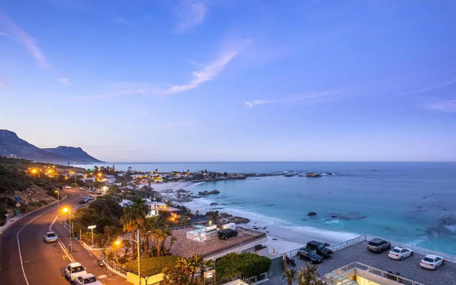 Clifton YOLO Spaces – Clifton Beachfront Penthouse