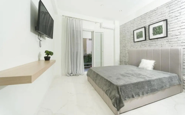 Bubbles Apartment- At002