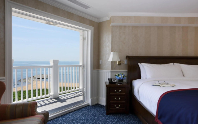 Madison Beach Hotel
