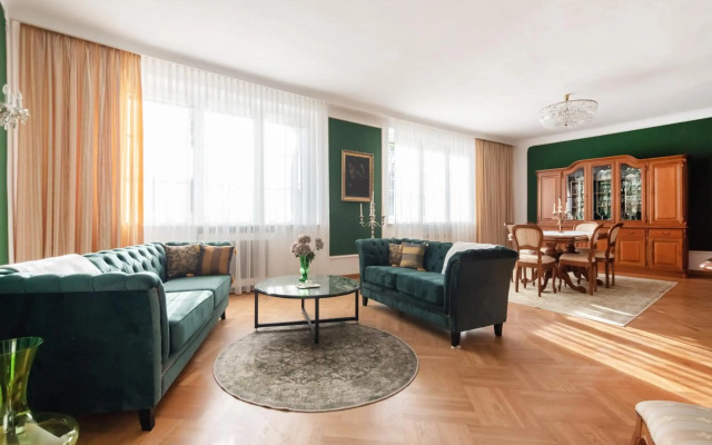 Renoviertes Bauernhaus mit Garten in Ruhelage