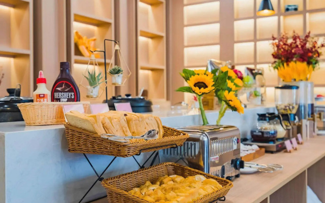 CHEERMAY Hotel (Jiangmen Wuyi University 33 Xu Street)