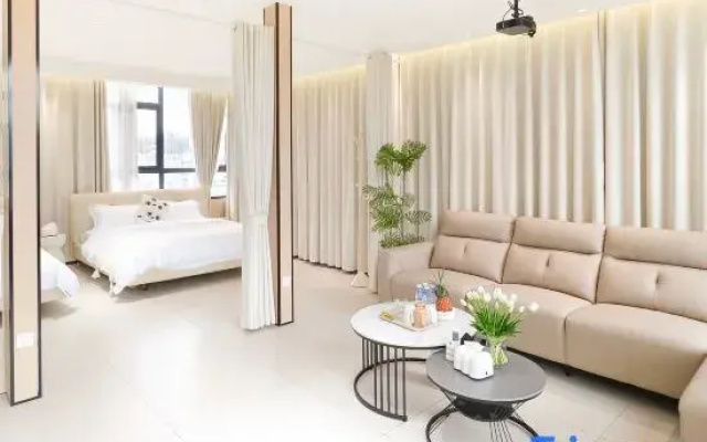 Haipanju Scenic Vacation Homestay (Qiaogang Beach Fengqing Street)
