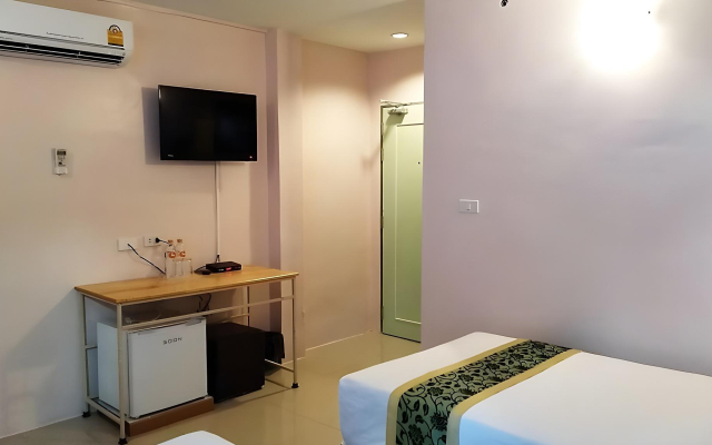 BIRD Room Hotel