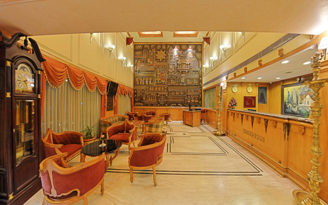 Hotel Raj Palace