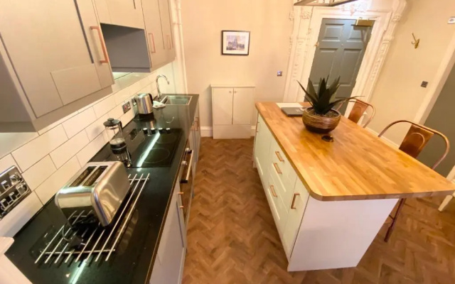 The Deakin at Claremont Serviced Apartments