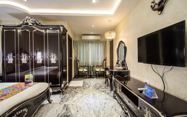 Fabhotel Nk Courtyard
