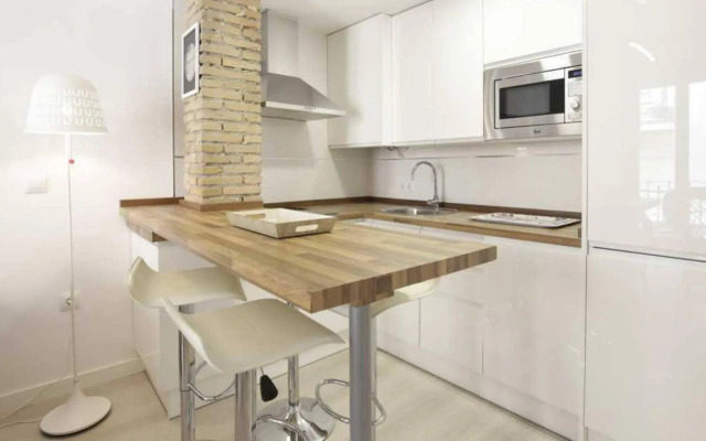 Europlaza Suites