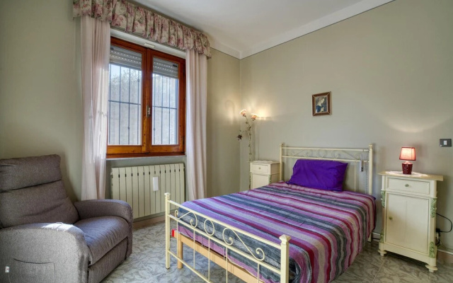 Beautiful Home in Altopascio With 2 Bedrooms and Wifi