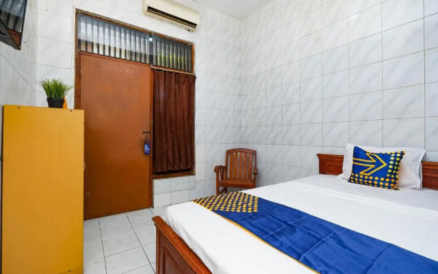 SPOT ON 2011 Hotel Mekar Sari