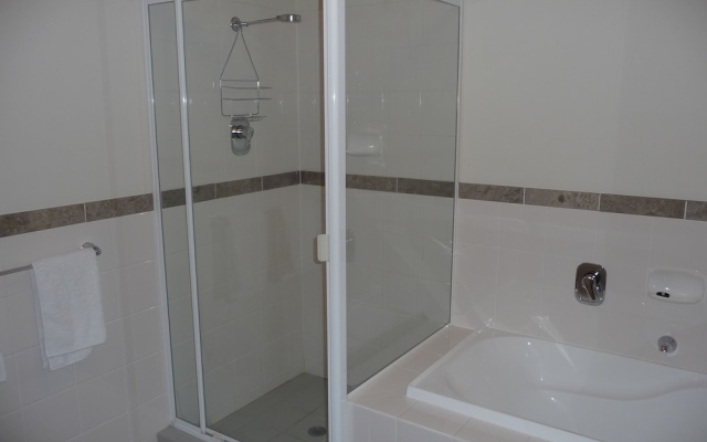 City Escape 3BD in Adelaides East End 6