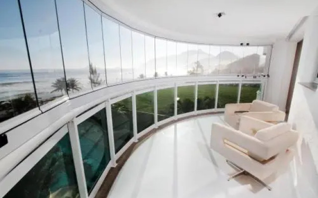 Flat Ocean View III