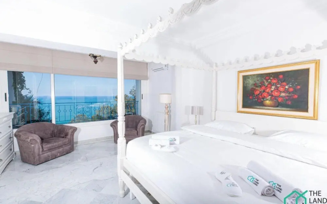 Infinite View Exclusive new 2bds With sea View