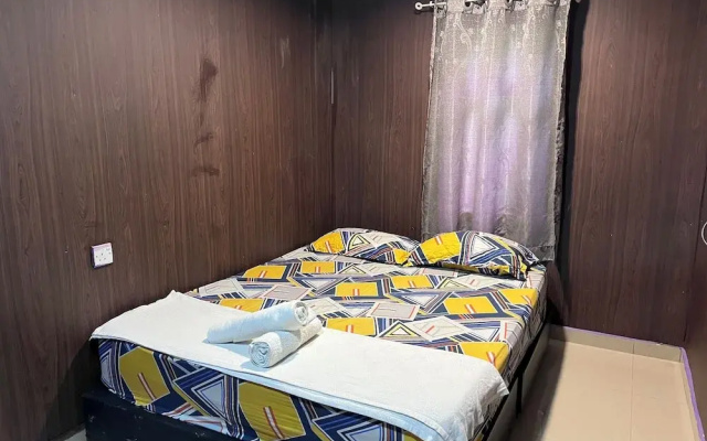 Oyo 91133 Hotel Kpj