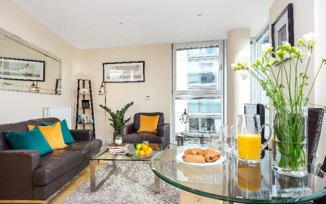 Luxurious Lanterns Court Two-Bedrooms Apartments