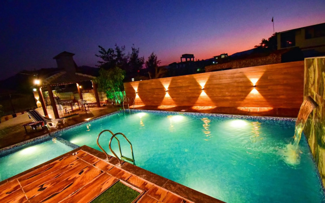 The Majestic Villa by 23 VillaStay - Private Pool & Garden