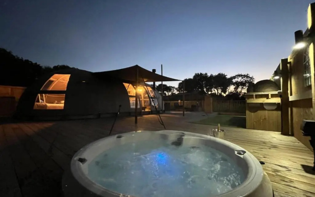 Sunrise Dome Tent