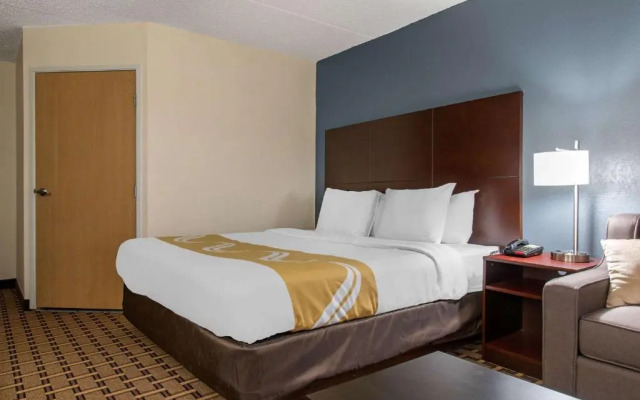 Lexington Inn and Suites