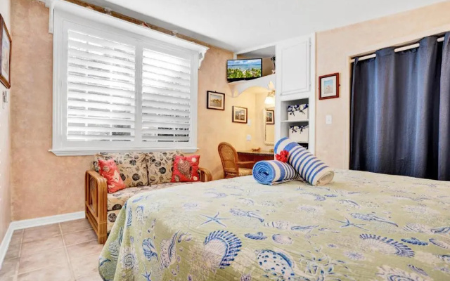 Island Bay Resort