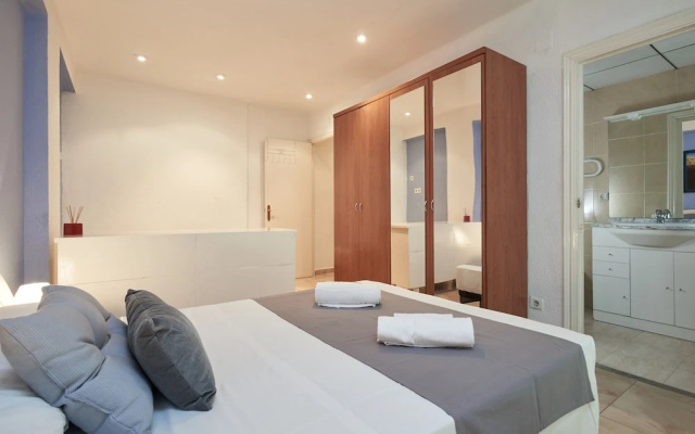 Apartamento Differentflats Acantilados